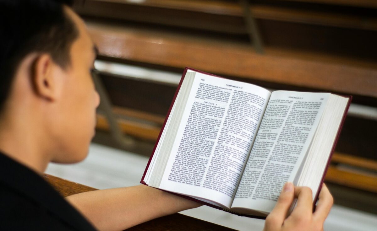 Leiamos juntos o livro de Provérbios no mês de julho